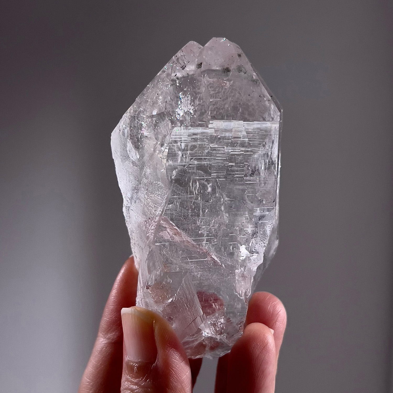 印度喜馬拉雅水晶 #資料庫水晶 #銳鈦礦 #螺旋紋 (122g-258-10)