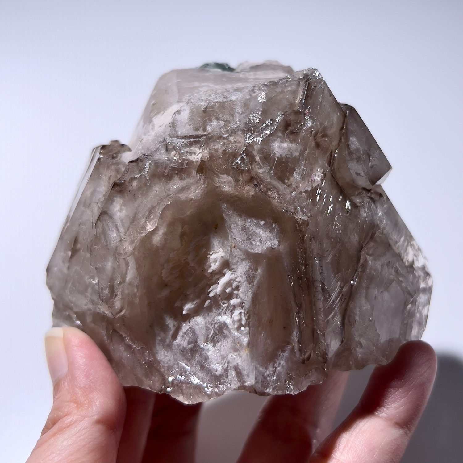 大師水晶 – 煙晶骨幹水晶 387g (259-3)