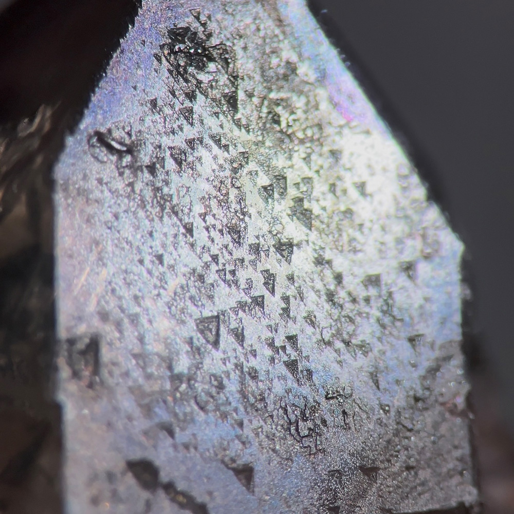 納米比亞布蘭登堡窗型骸骨煙紫晶 #刻滿資料庫記號 #倒三角 98g (261-11):圖片 2